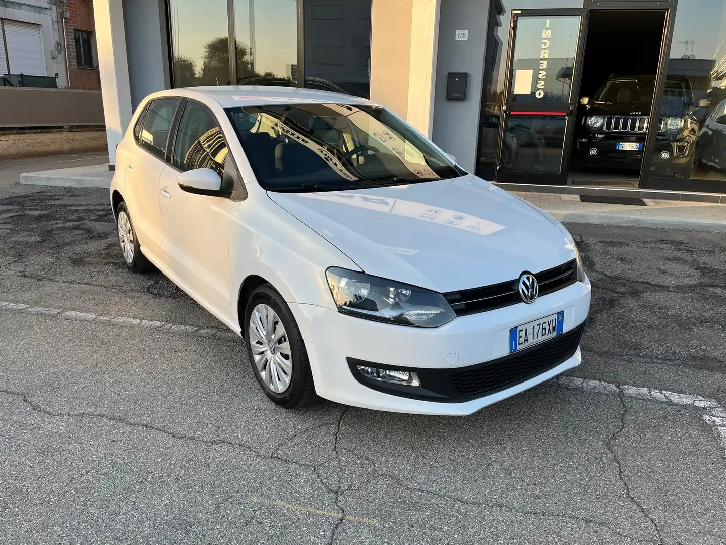 Volkswagen Polo Polo V 2009 5p 1.4 Comfortline bi-fuel Blanc - 2