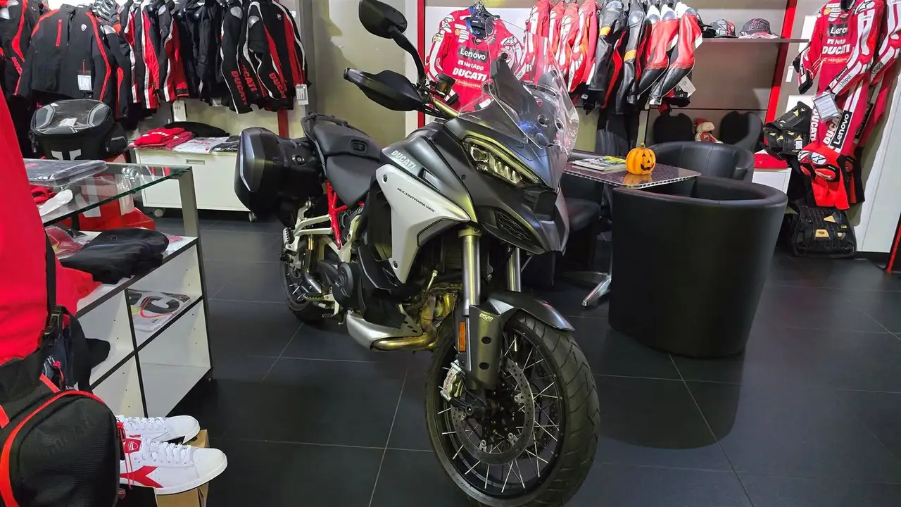 Ducati Multistrada V4 S