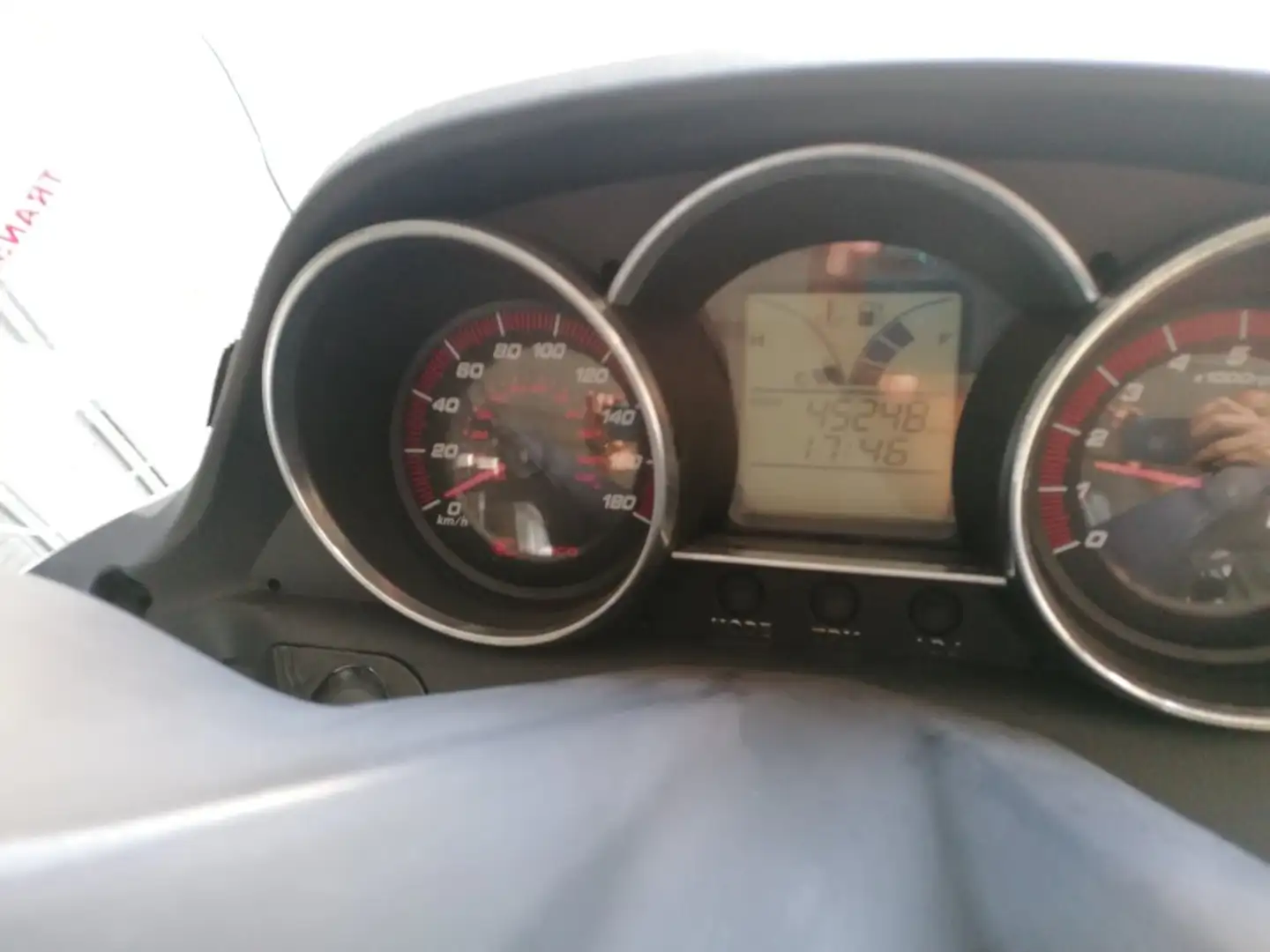 Kymco Downtown 300i abs White - 2