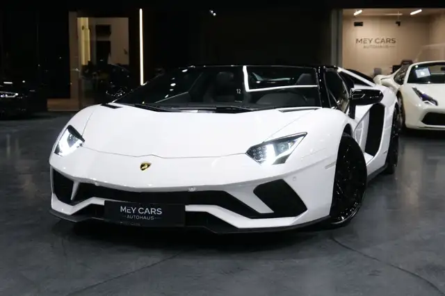 Lamborghini Aventador S Roadster LP-740 *LED*Lift*Kamera*