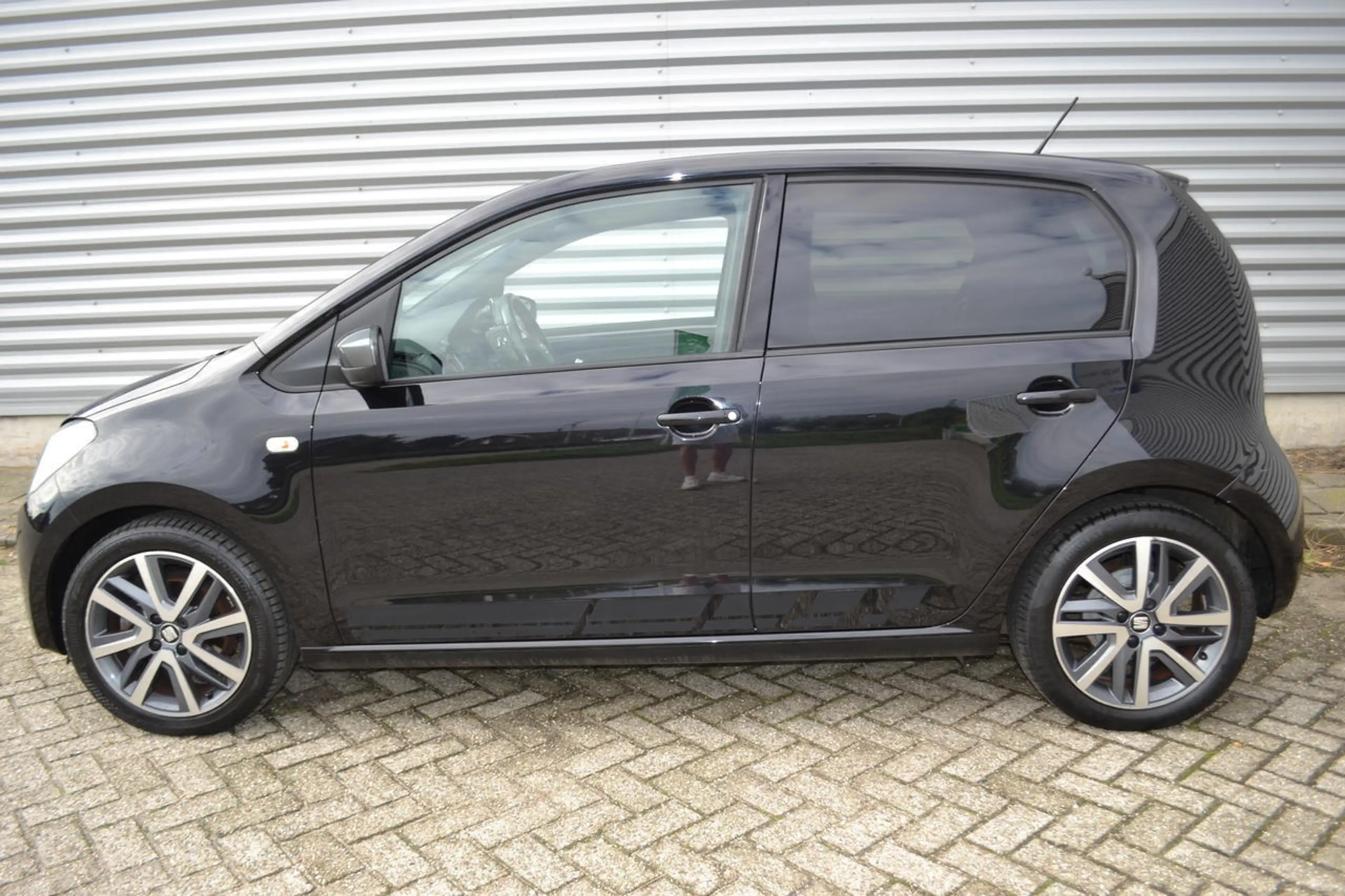 SEAT Mii 1.0 60PK FR LINE|AIRCO|CRUISE|NAVI|PDC — photo 5