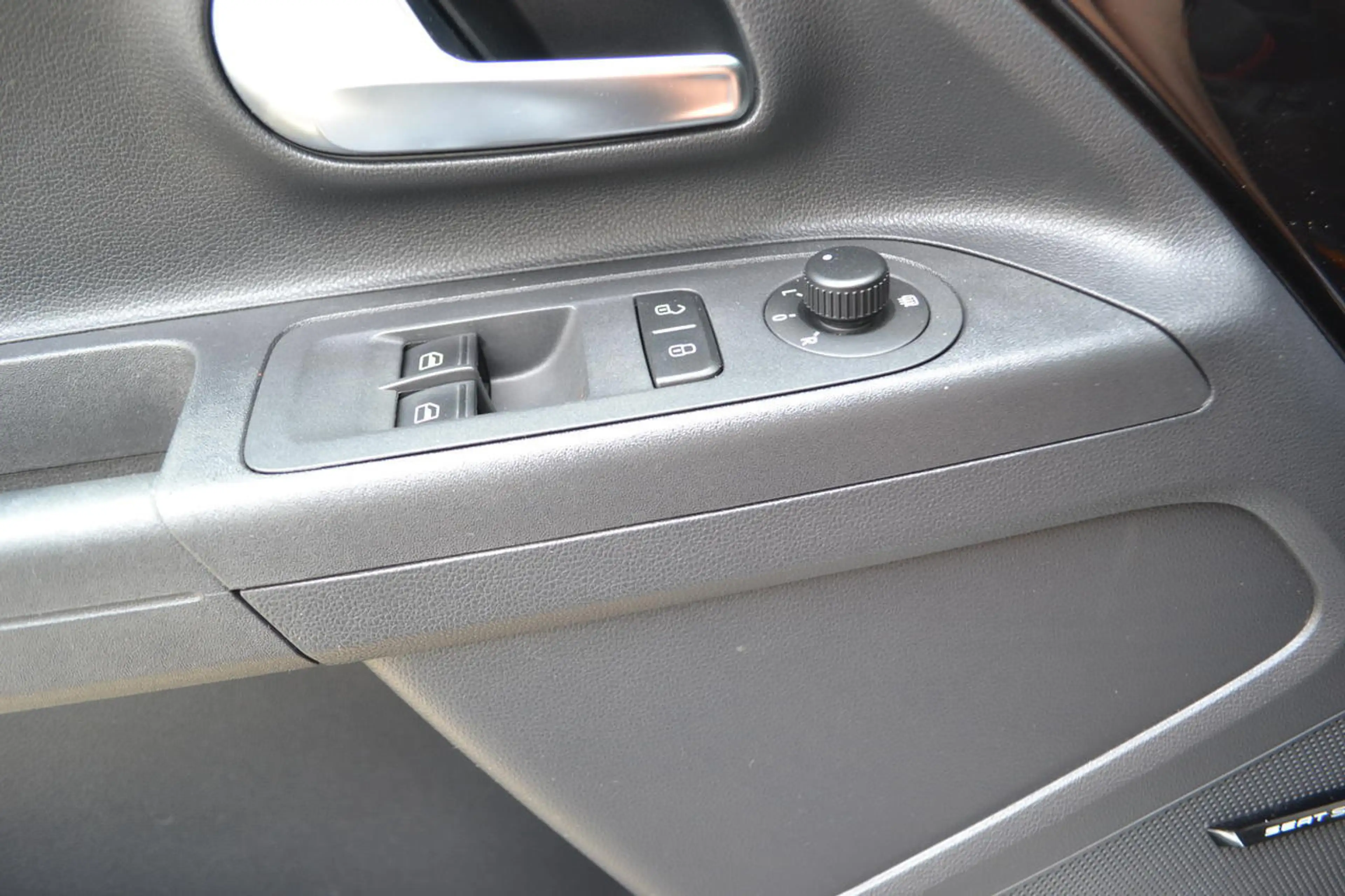 SEAT Mii 1.0 60PK FR LINE|AIRCO|CRUISE|NAVI|PDC — photo 13