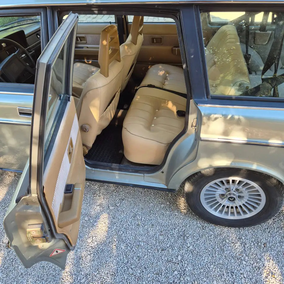 Volvo 240 Break 2.3i GLE, foto 10