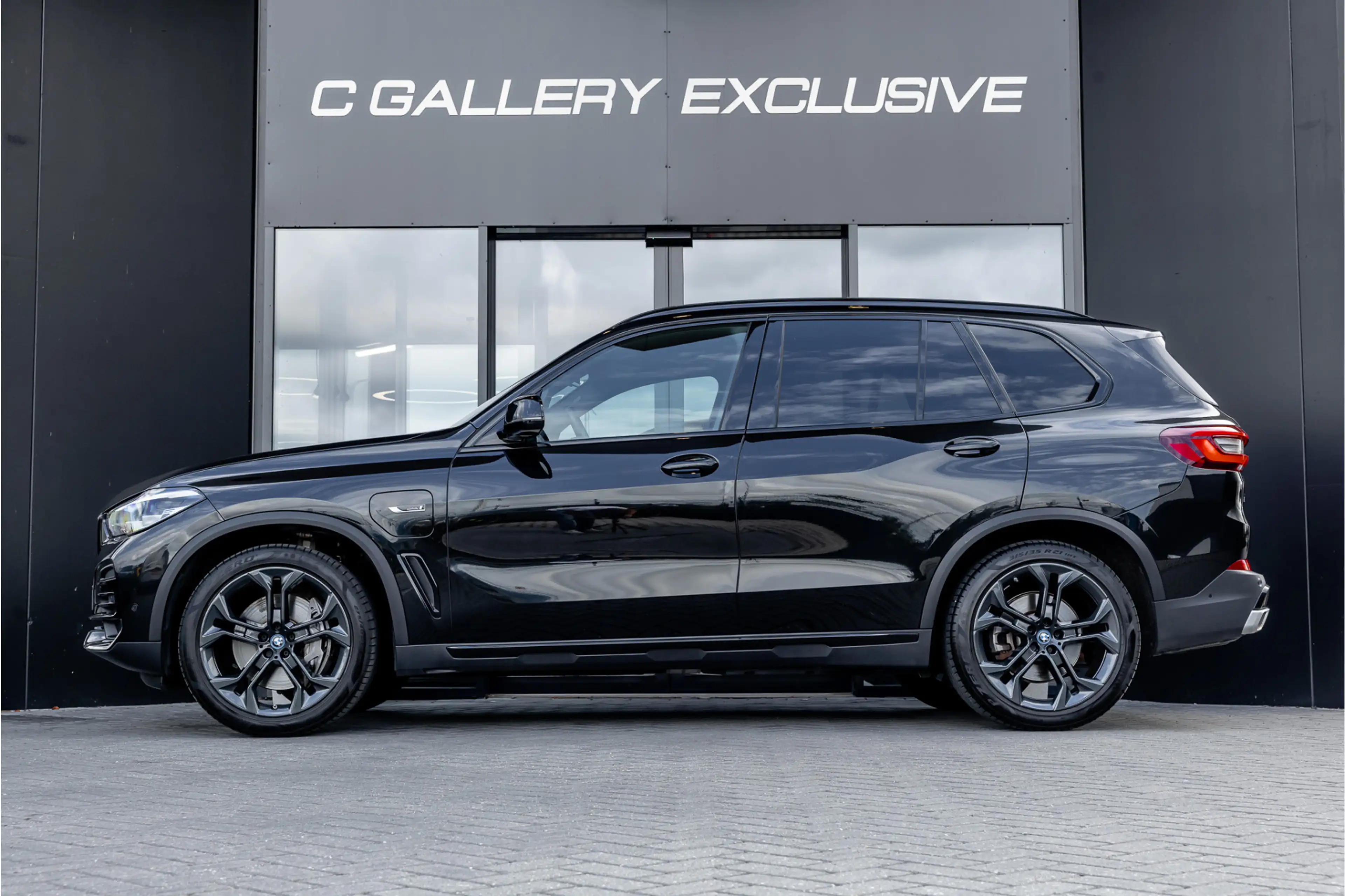 BMW X5 xDrive45e Executive - Panorama | Luchtvering | ACC — photo 4