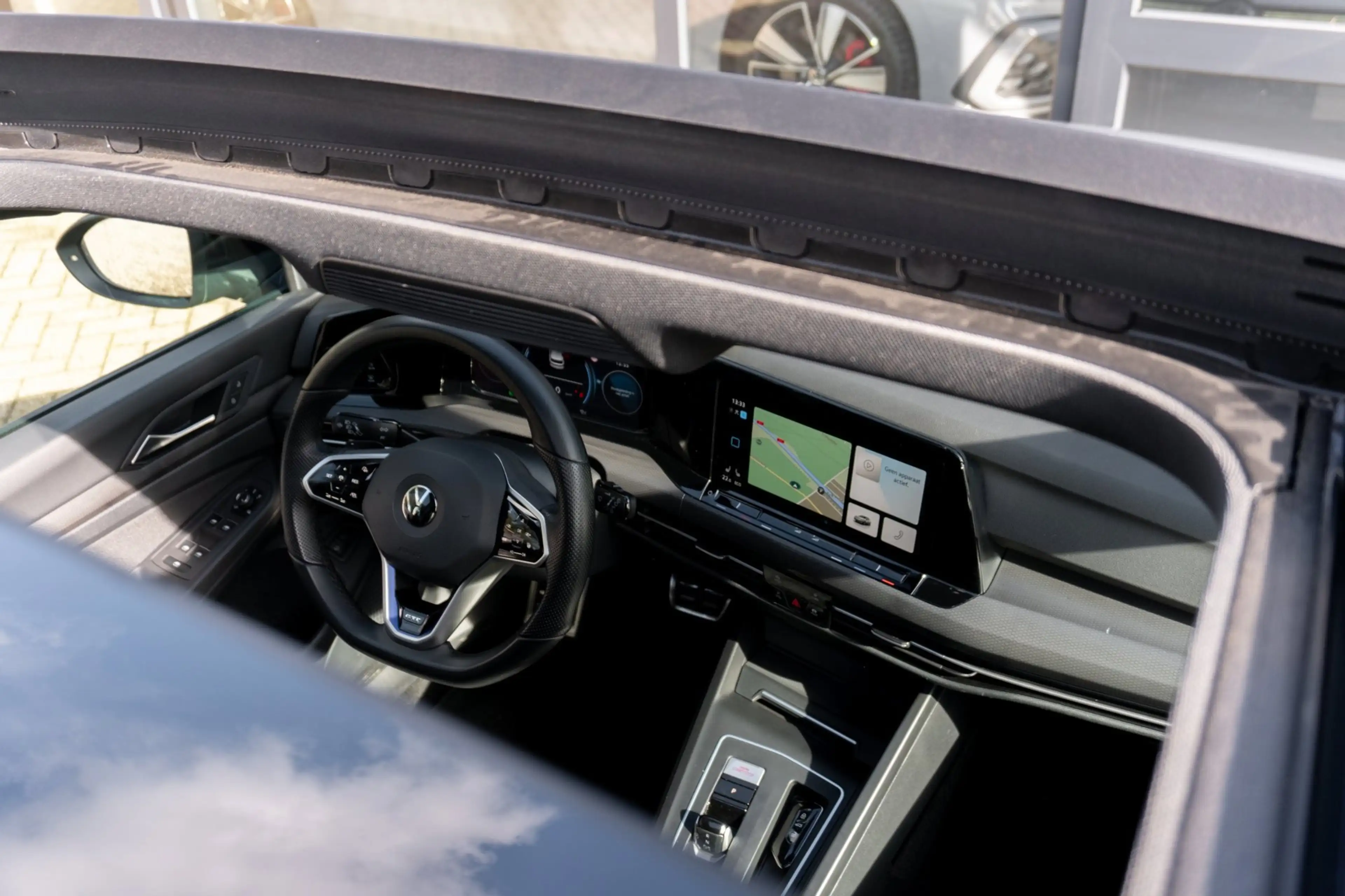 Volkswagen Golf GTE 1.4 eHybrid — photo 16