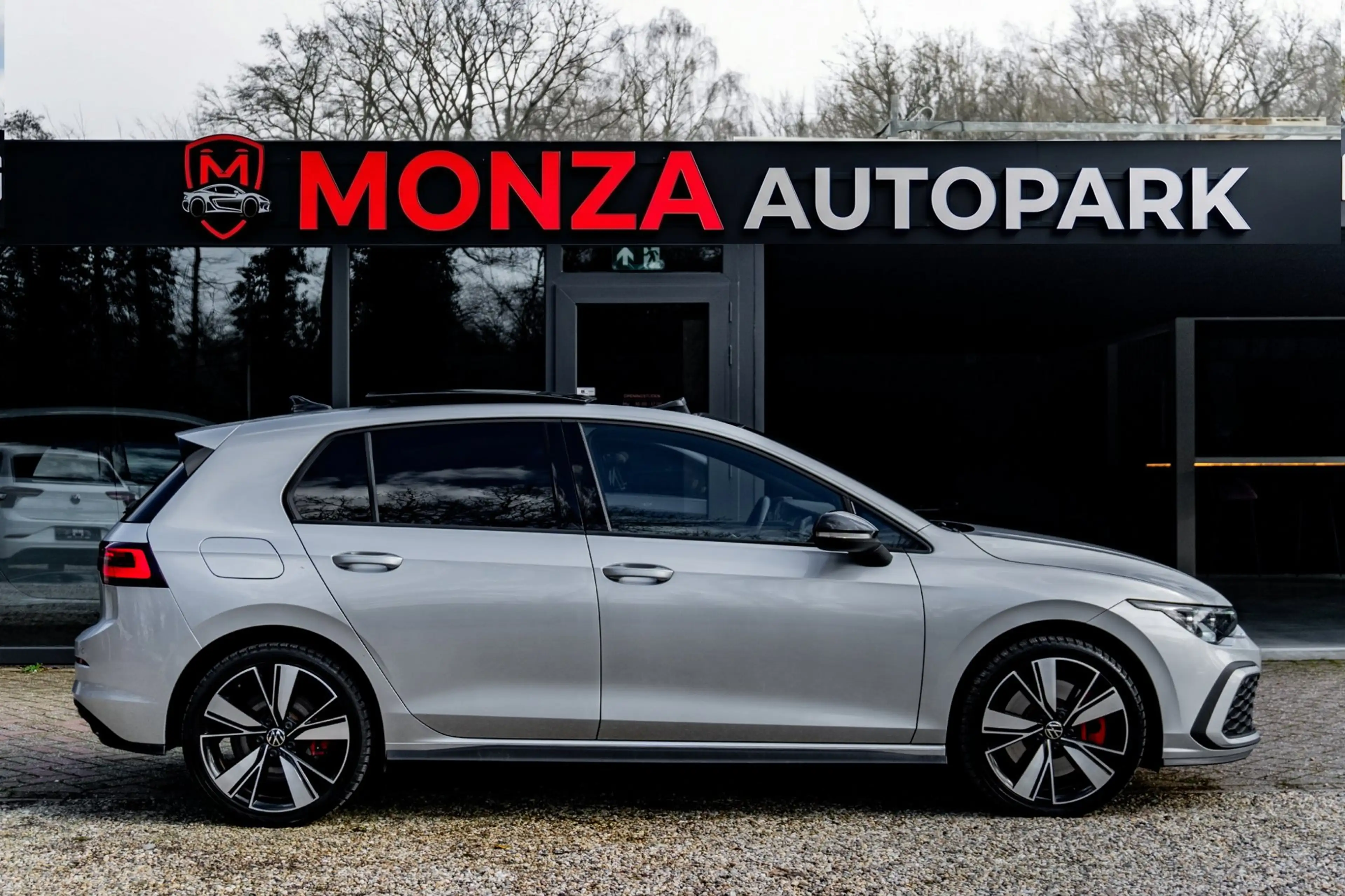 Volkswagen Golf GTE 1.4 eHybrid — photo 5