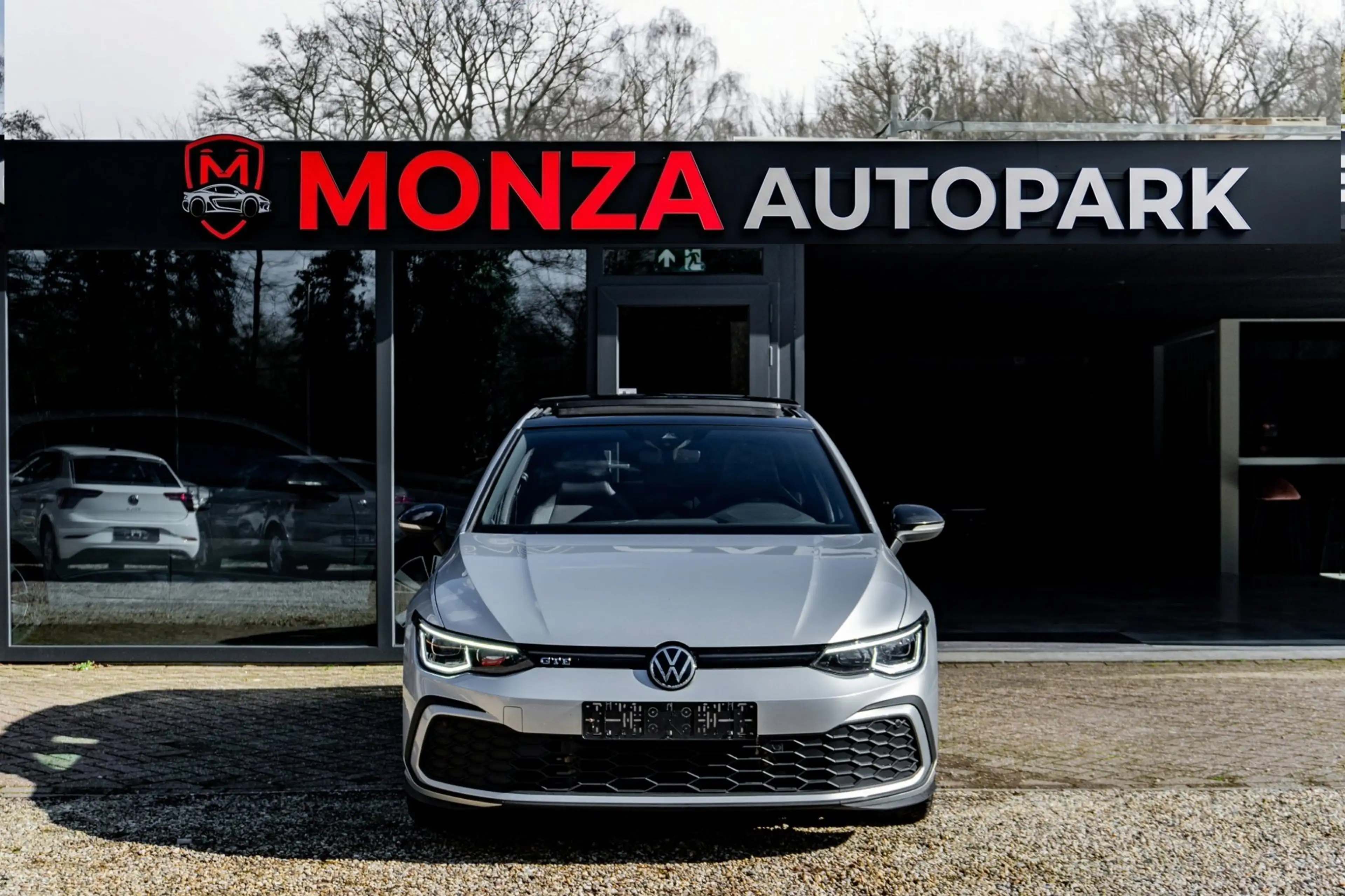 Volkswagen Golf GTE 1.4 eHybrid — photo 7