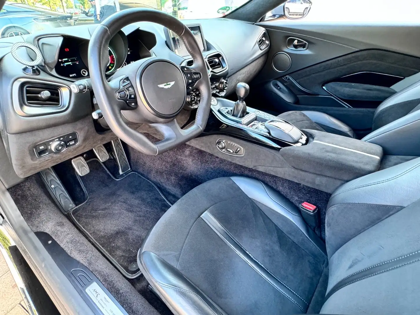 Aston Martin V8 AMR 1 of 200 / Garantie/AM MEMMINGEN Gris - 2
