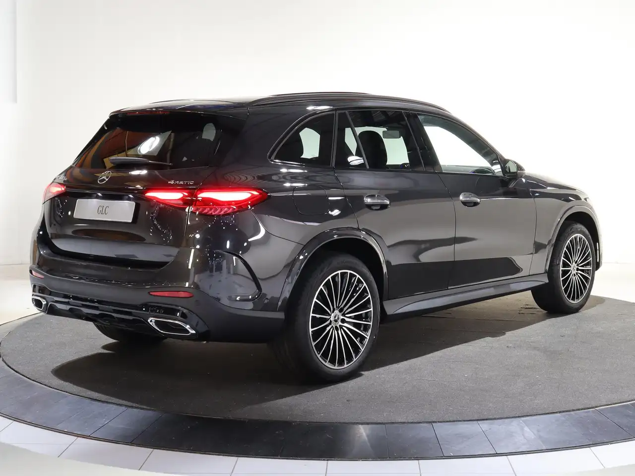 Mercedes-Benz GLC 2026