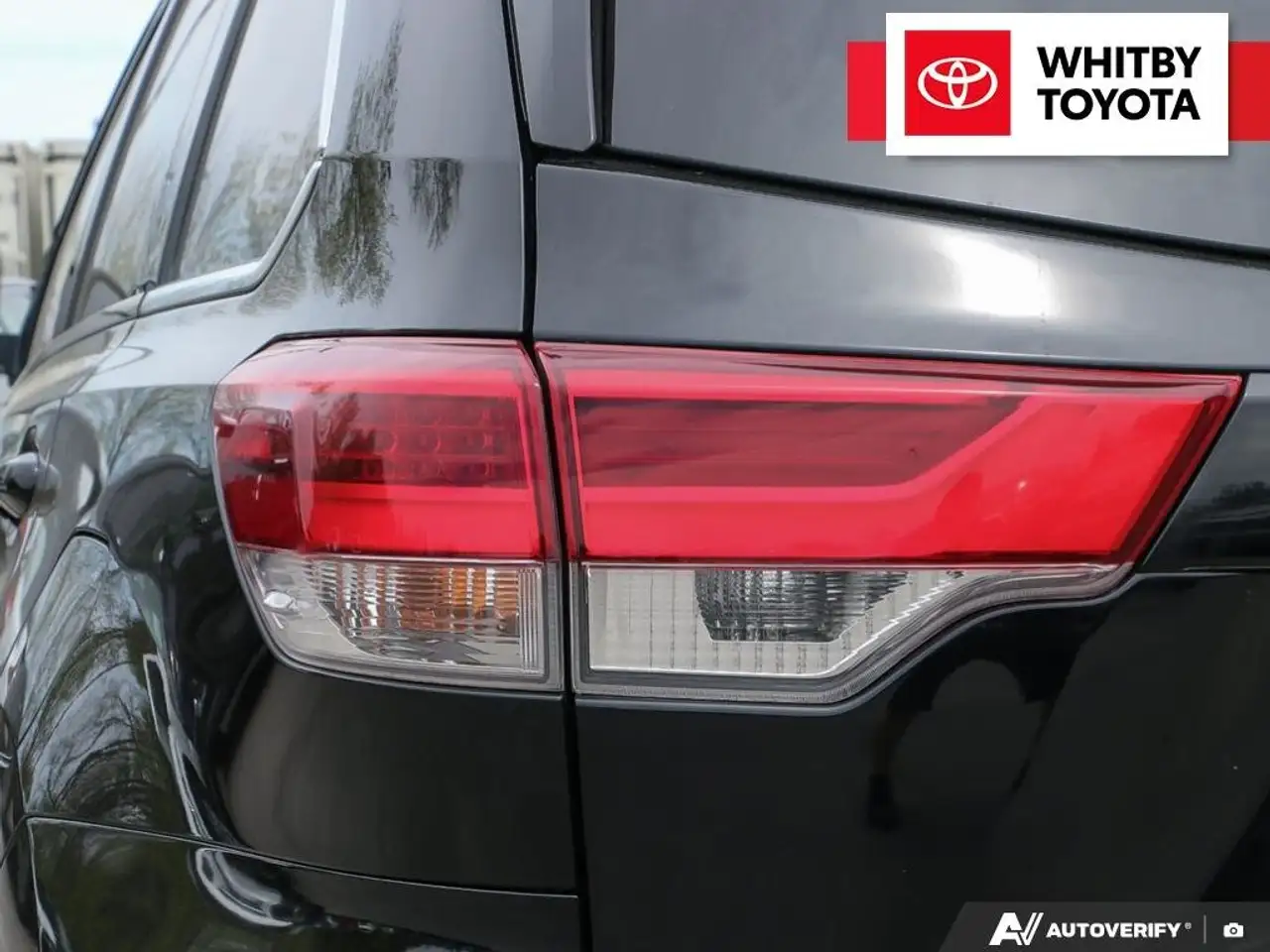 Toyota Highlander снимка Toyota Highlander