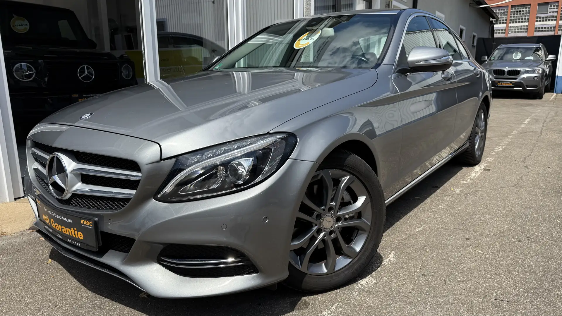 Mercedes-Benz C 200 CGI Avantgarde LEDER LED PDC NAVI AUTOMATIK Gris - 1