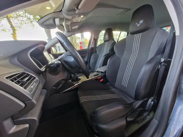Renault Megane view 4