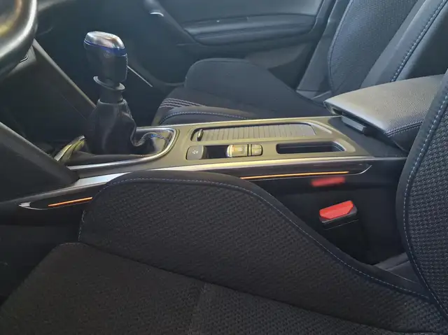 Renault Megane view 9