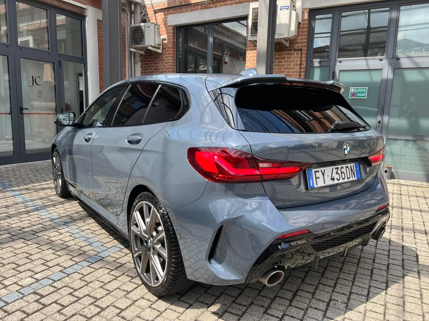 BMW 135 Serie 1 F40 M 135i XDRIVE Grigio - 1