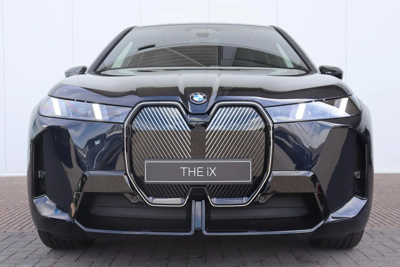 BMW iX xDrive45 | M Sportpakket | Comfort Pack | Innovati Zwart - 2