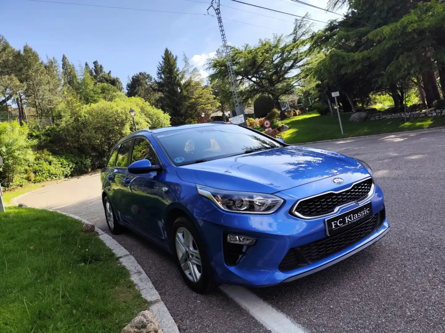 Kia Ceed / cee'd Tourer 1.6CRDi Eco-Dynamics Drive 115 Azul - 2