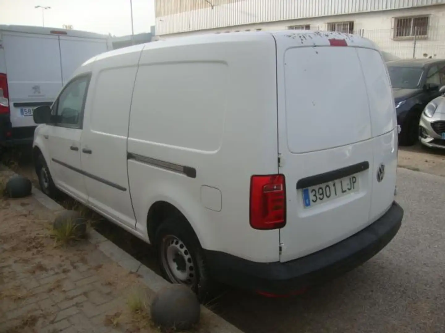Volkswagen Caddy Furgón Maxi 2.0TDI 4M 90kW Blanc - 2
