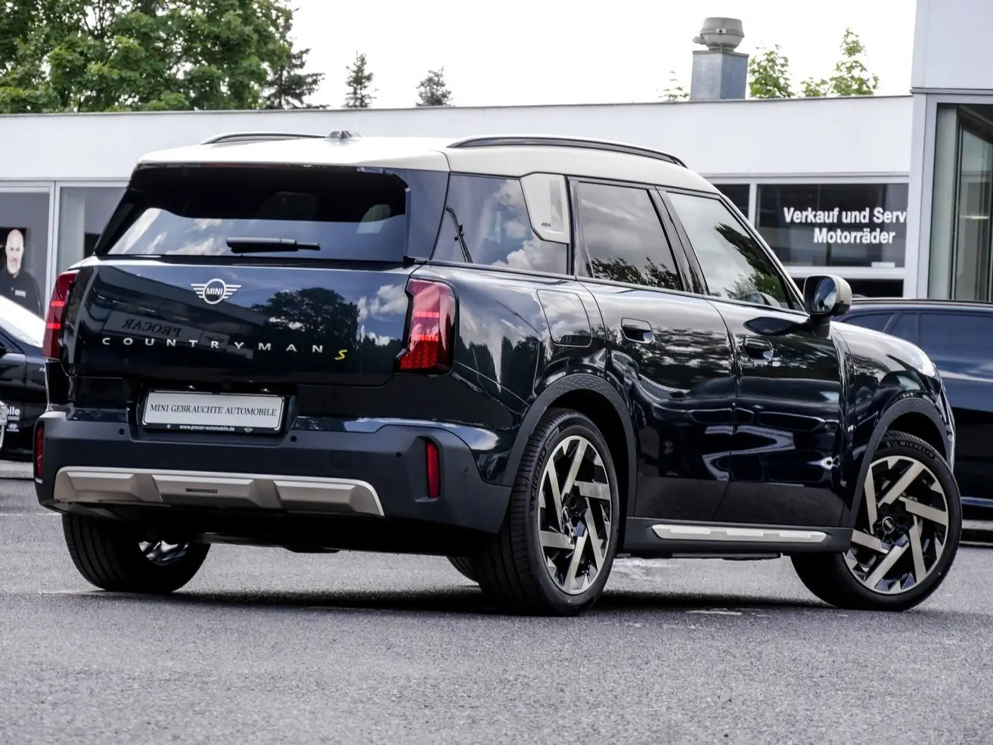 MINI Cooper Countryman FAVOURED TRIM+ACC+AHK+PANO+DA+PA Gri - 2
