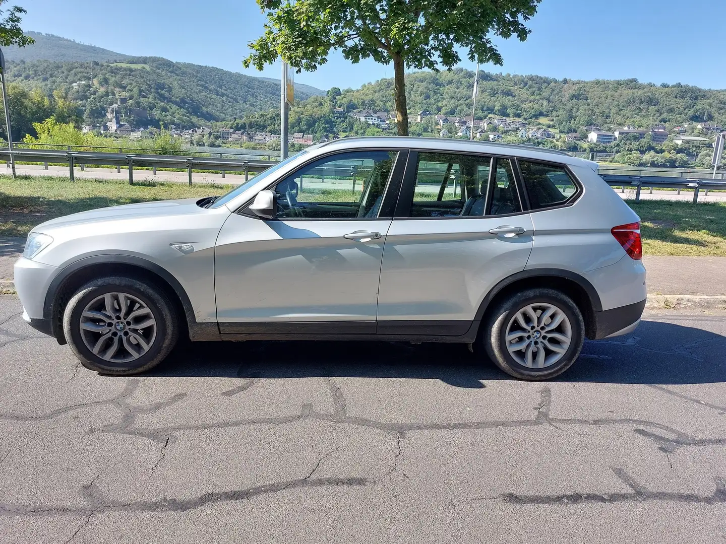 BMW X3 X3 xDrive20d Aut. Silber - 2