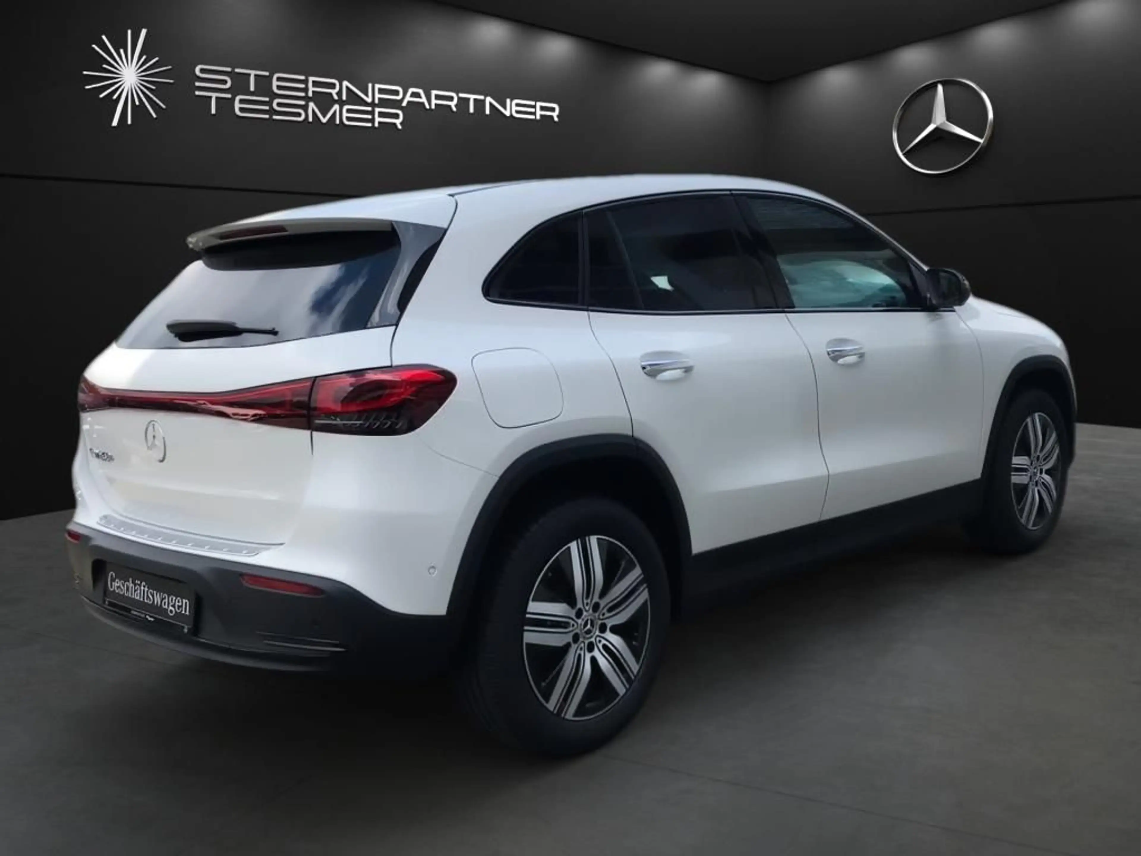 Mercedes-Benz EQA 250+ PROGRESSIVE NIGHT 360#KeyLess#Augmented — photo 12