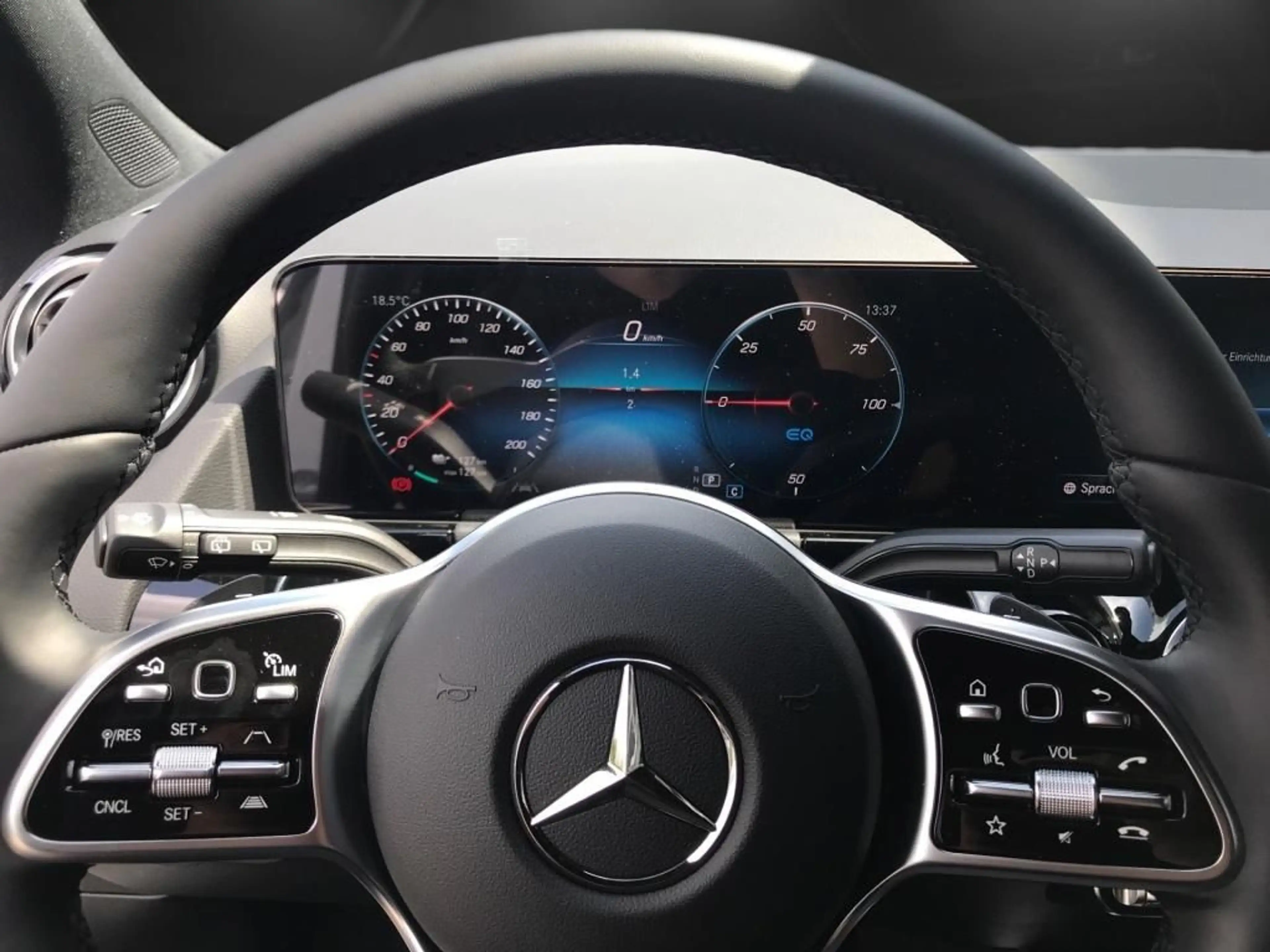 Mercedes-Benz EQA 250+ PROGRESSIVE NIGHT 360#KeyLess#Augmented — photo 7