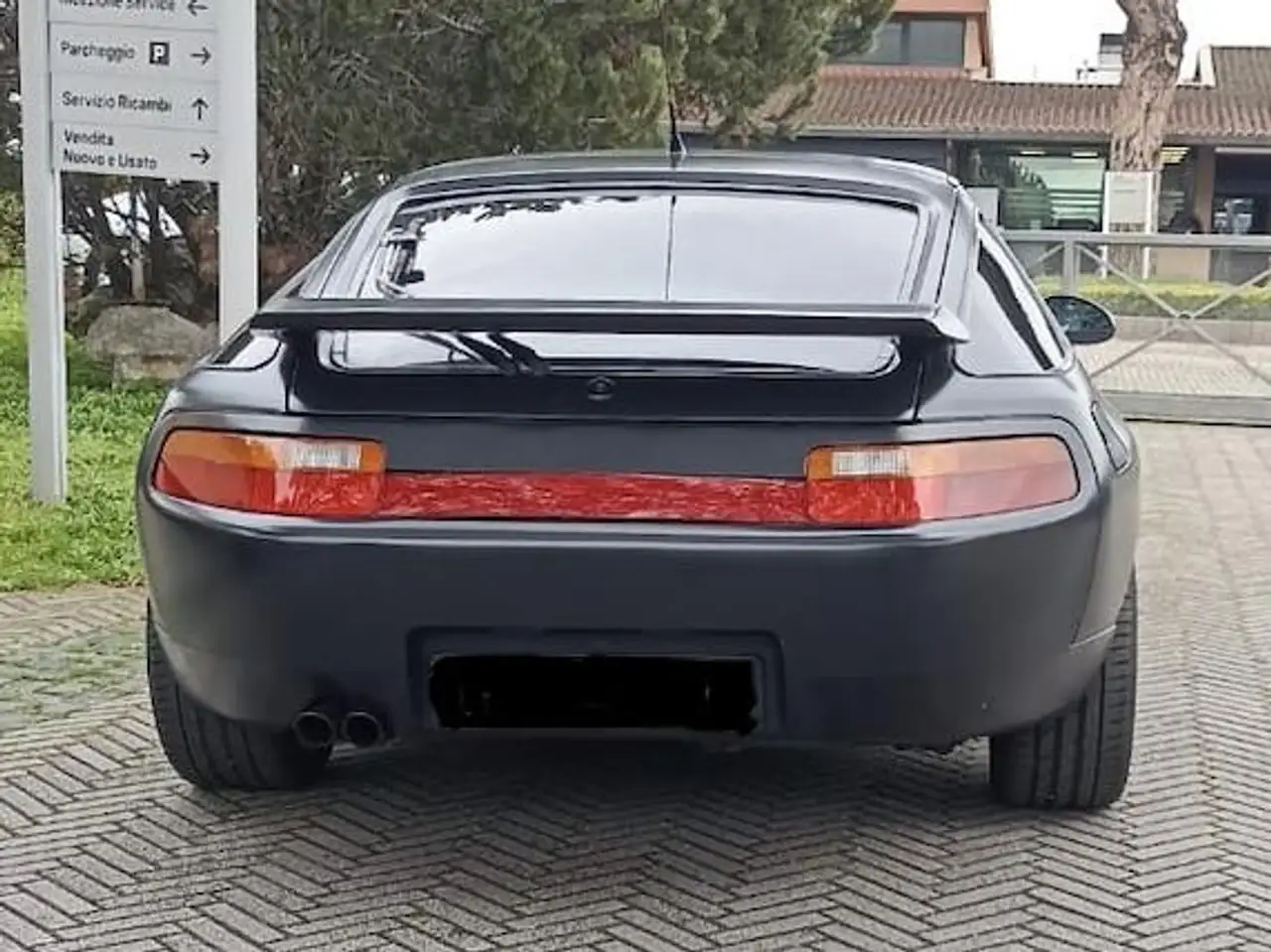 Porsche 928 5.4 GTS, foto 1