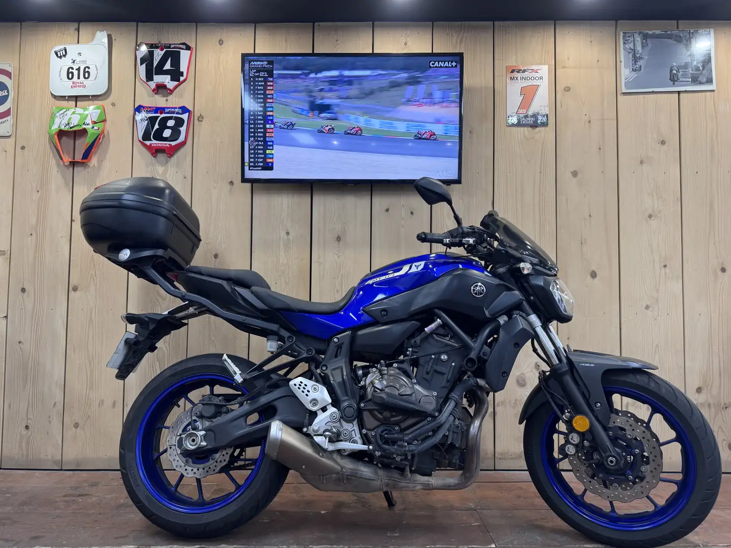 Yamaha MT-07 - 1