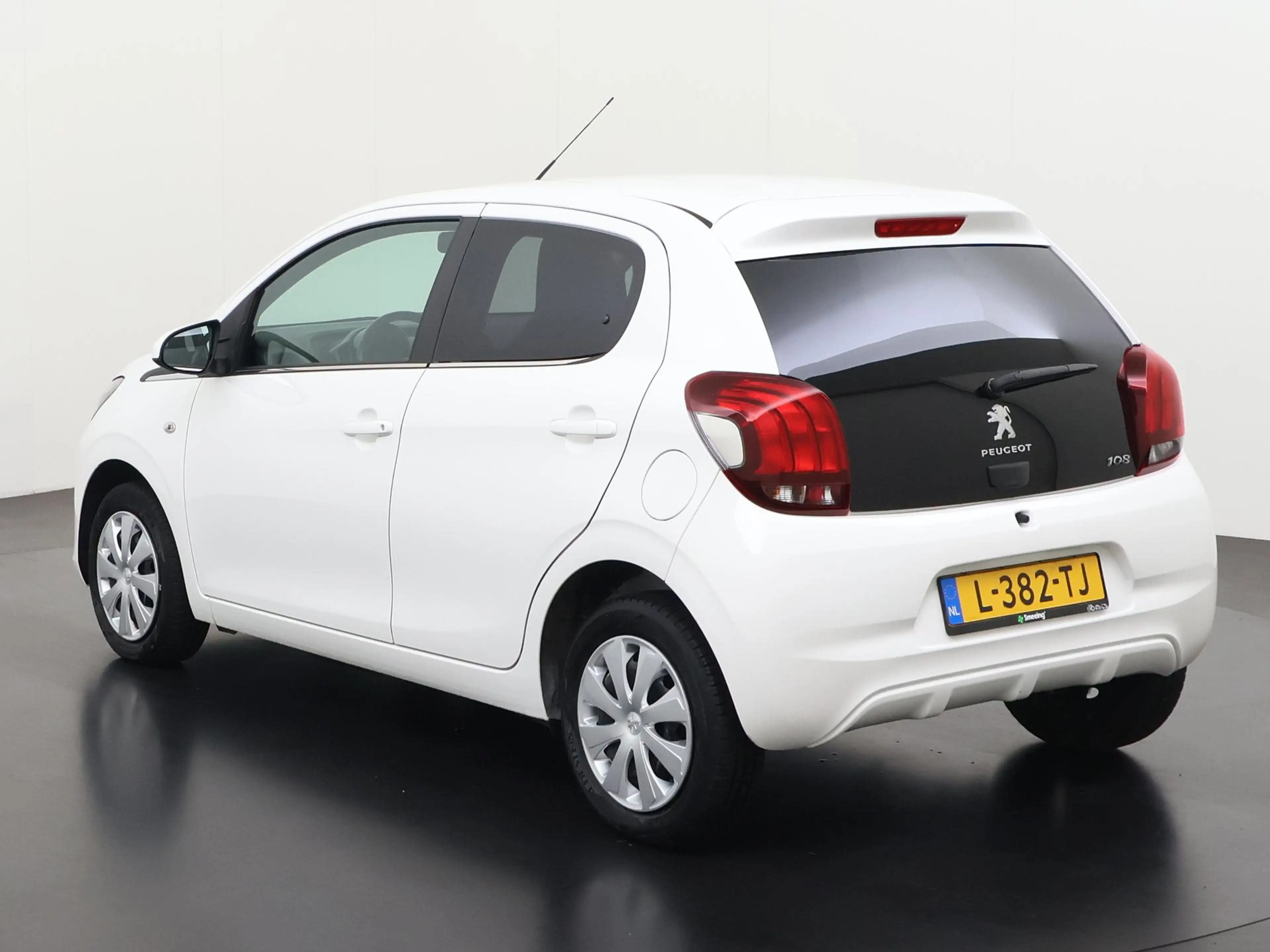 Peugeot 108 1.0 e-VTi Active | Airco | Bluetooth | 12 mnd Gara — photo 6