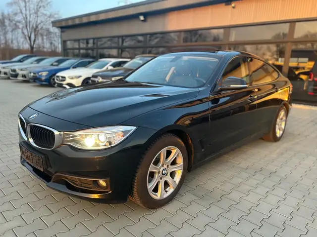 BMW 320 320d xdrive GT -Pano-Leder-BiXe-17Z-Tüv2028