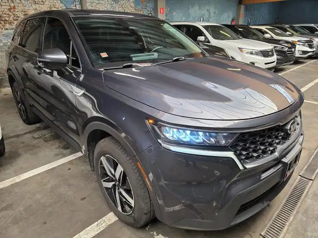 Kia Sorento 2.0i 4WD . Export Out Of Europe
