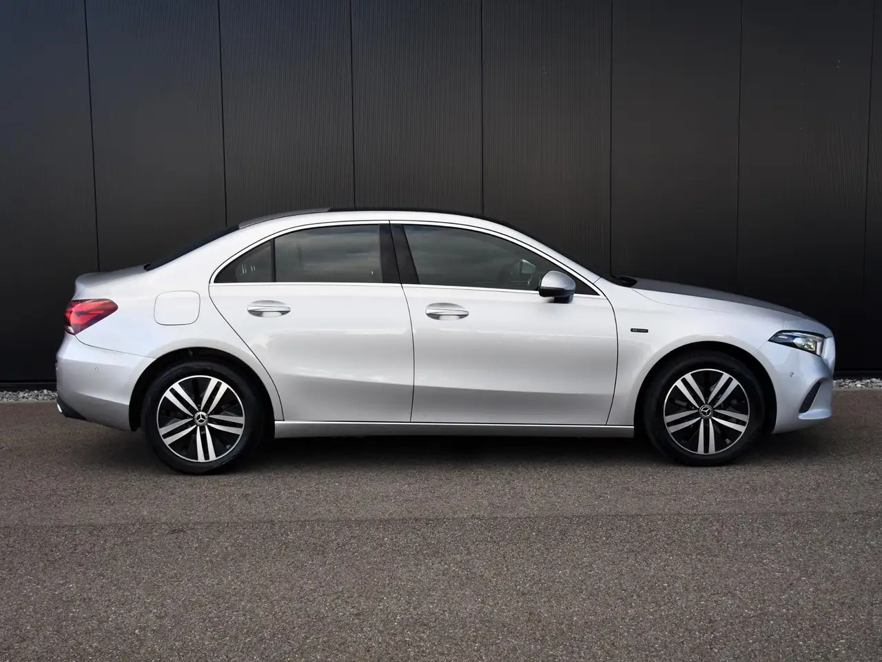 Mercedes-Benz A-Class e Business Solution Luxury Limited Schuif-/kante, миниатюра 19