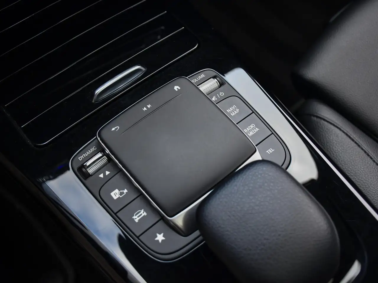 Mercedes-Benz A-Class e Business Solution Luxury Limited Schuif-/kante, миниатюра 21