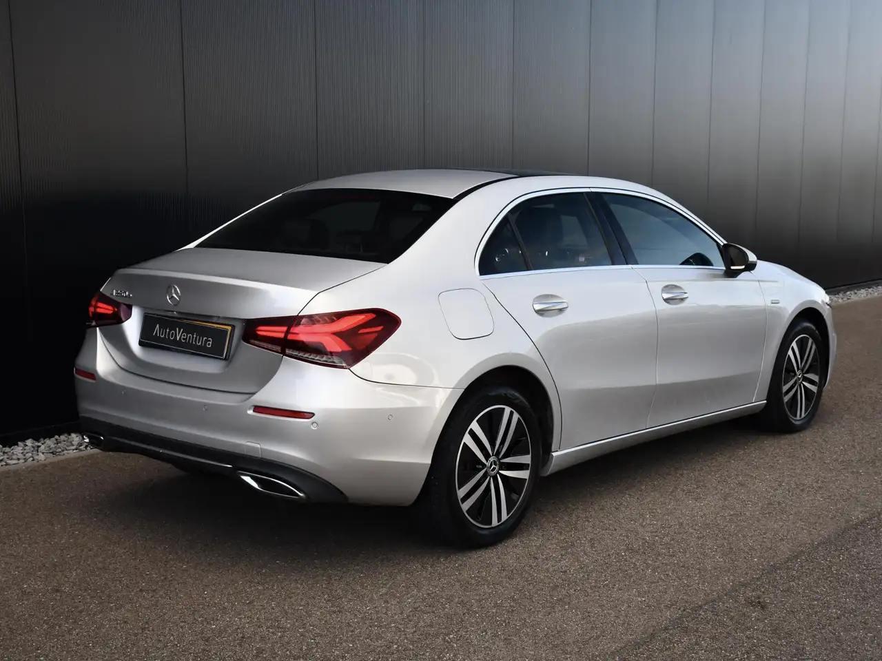 Mercedes-Benz A-Class e Business Solution Luxury Limited Schuif-/kante, миниатюра 18