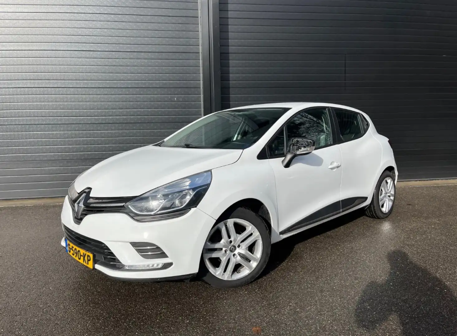 Renault Clio 0.9 TCe Bose Wit - 1