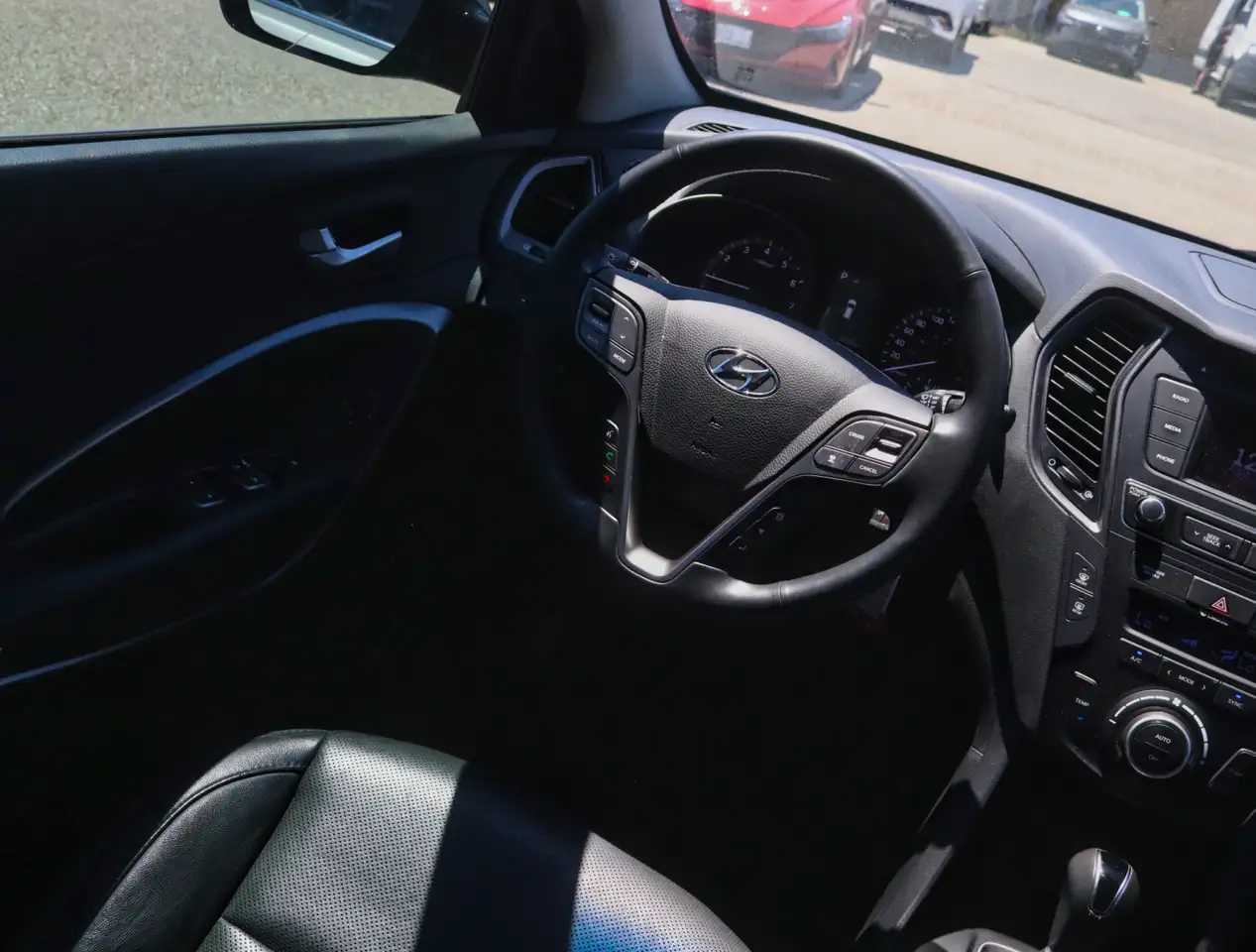 Hyundai SANTA FE снимка Hyundai SANTA FE