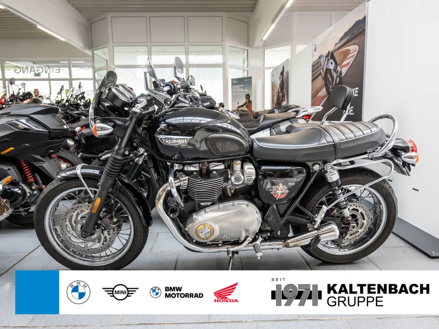 Triumph Bonneville T120 Black Schwarz - 1
