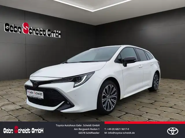 Toyota Corolla TS Teamplayer AppleCarPlay AndroidAuto Lenkradhei