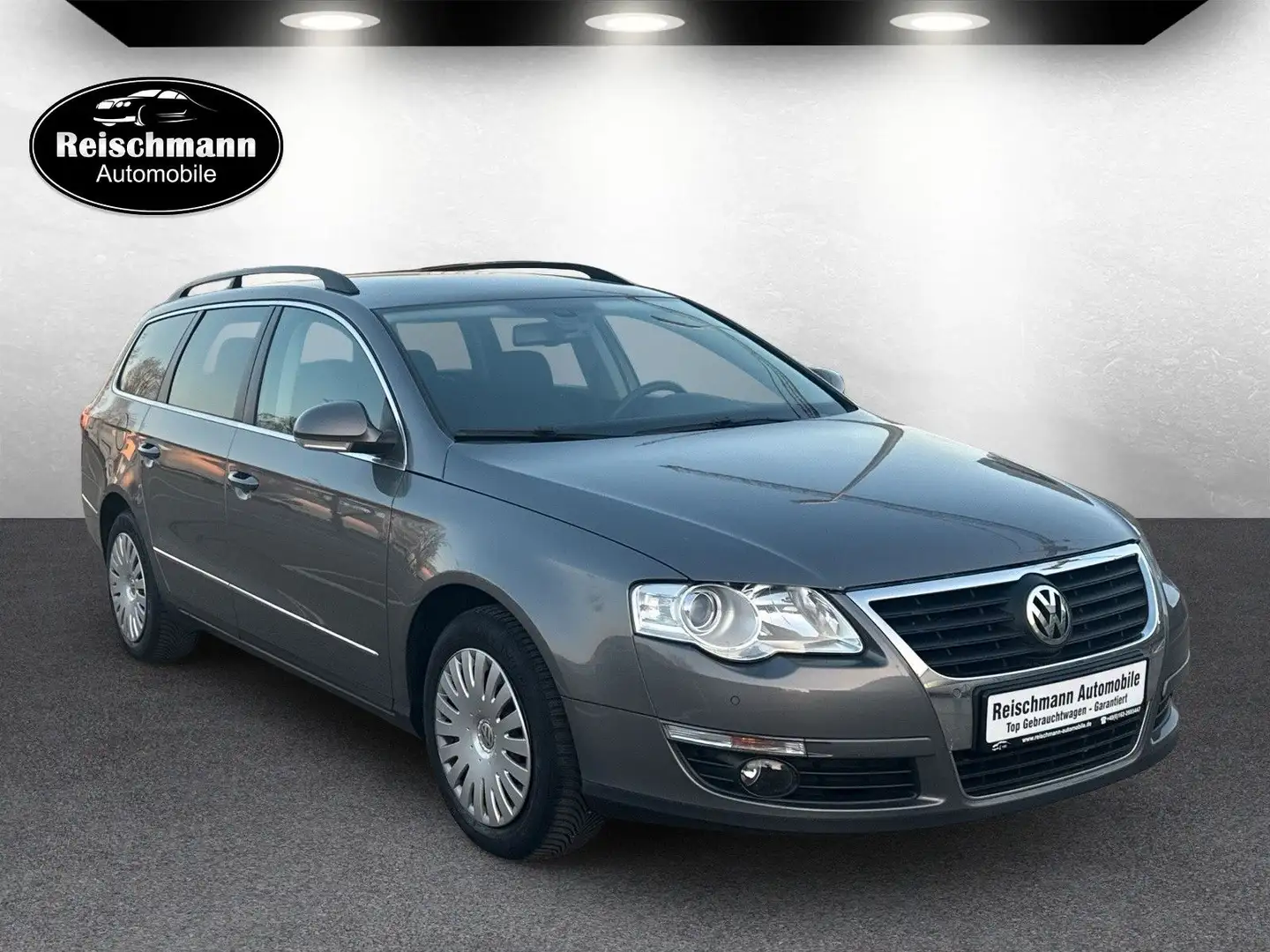 Volkswagen Passat Variant Comfortl. 1,8TSi DSG 122Tkm 1Hd. Gris - 2
