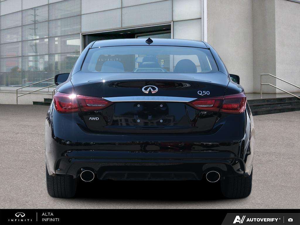 2024 Infiniti Q50 LUXE | Great Condition | Clean Carfax — снимка 1