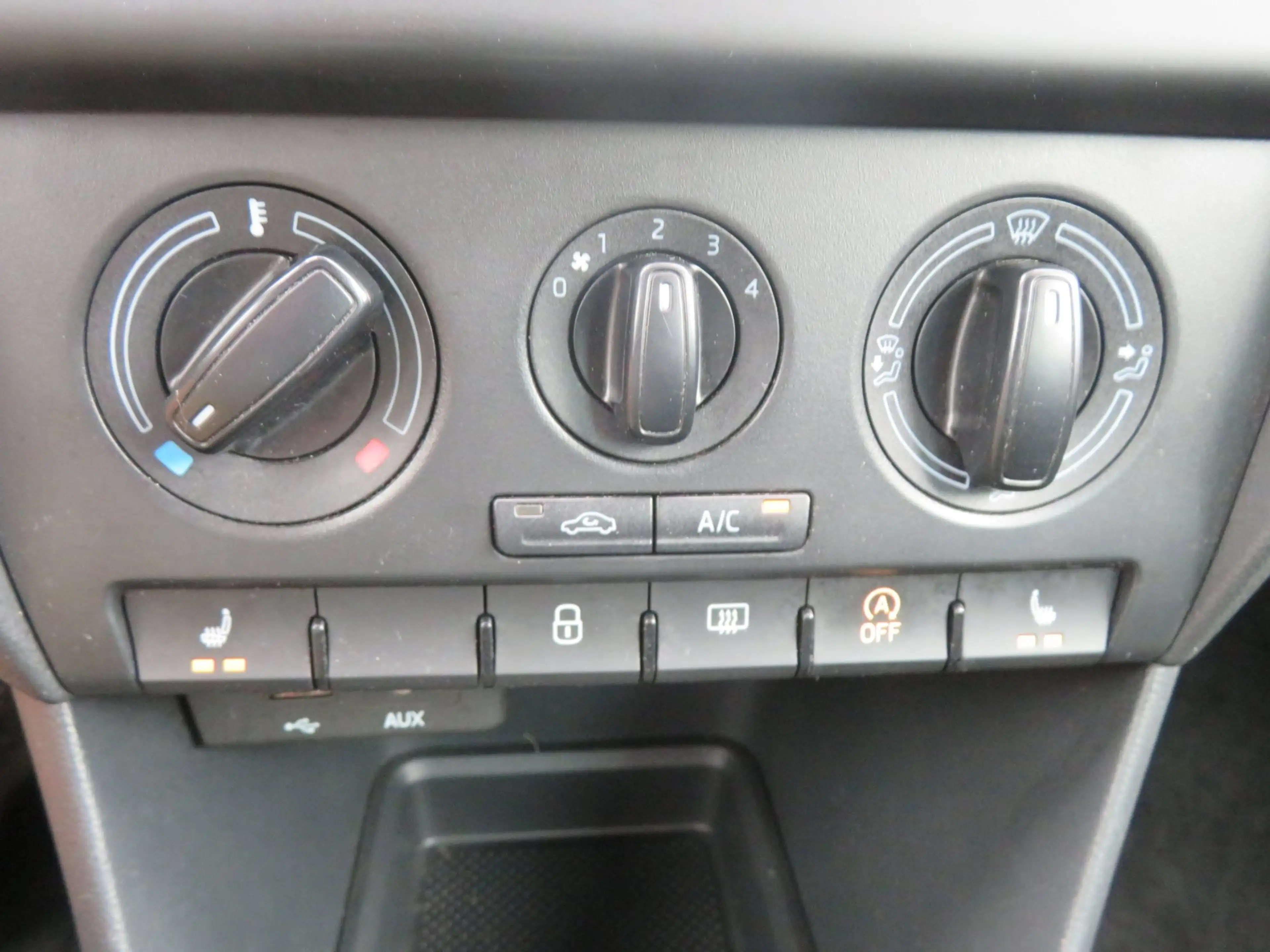 Skoda Rapid/Spaceback 1.2 TSI Greentech Edition — photo 12