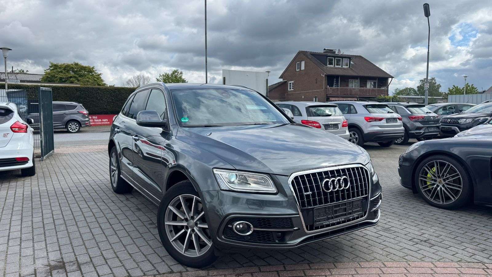 Second hand Audi Q5 3.0