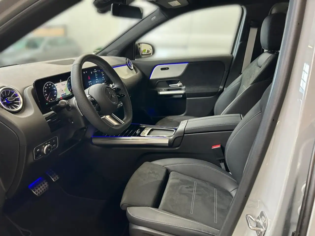 Mercedes-Benz GLA 200 AMG*Multibeam*AHV 8