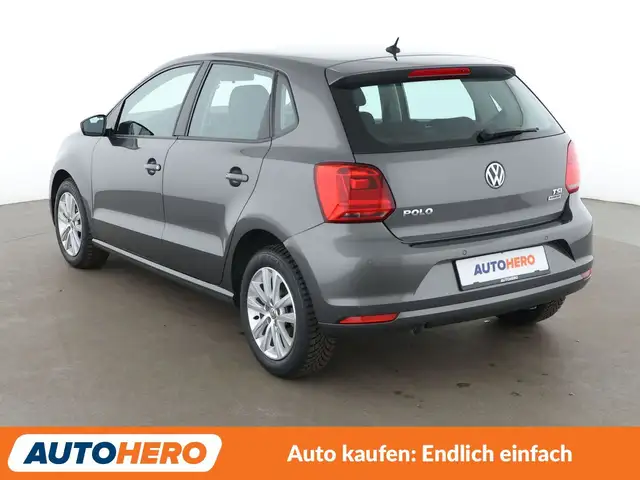 Volkswagen Polo view 4