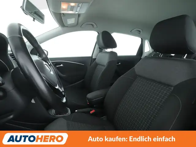 Volkswagen Polo view 10