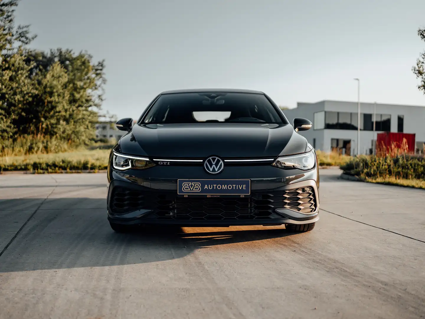 Volkswagen Golf GTI 2.0 TSI Clubsport OPF DSG Grijs - 2