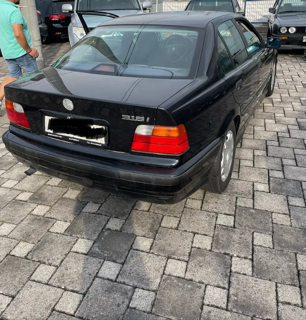 BMW 318 318i Europa c/2airbag Noir - 2