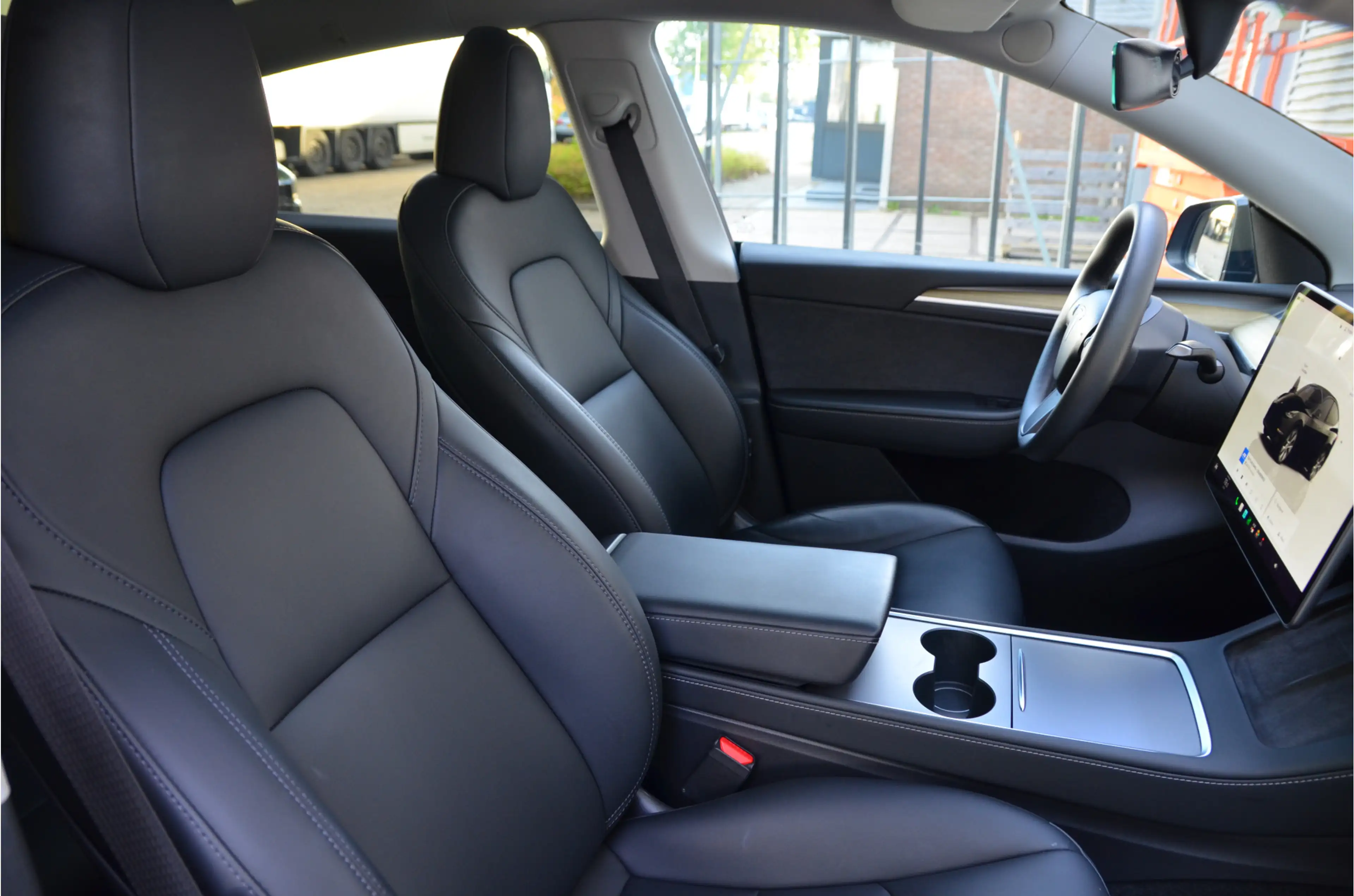 Tesla Model Y RWD 58 kWh AutoPilot3.0 Ryzen — photo 3