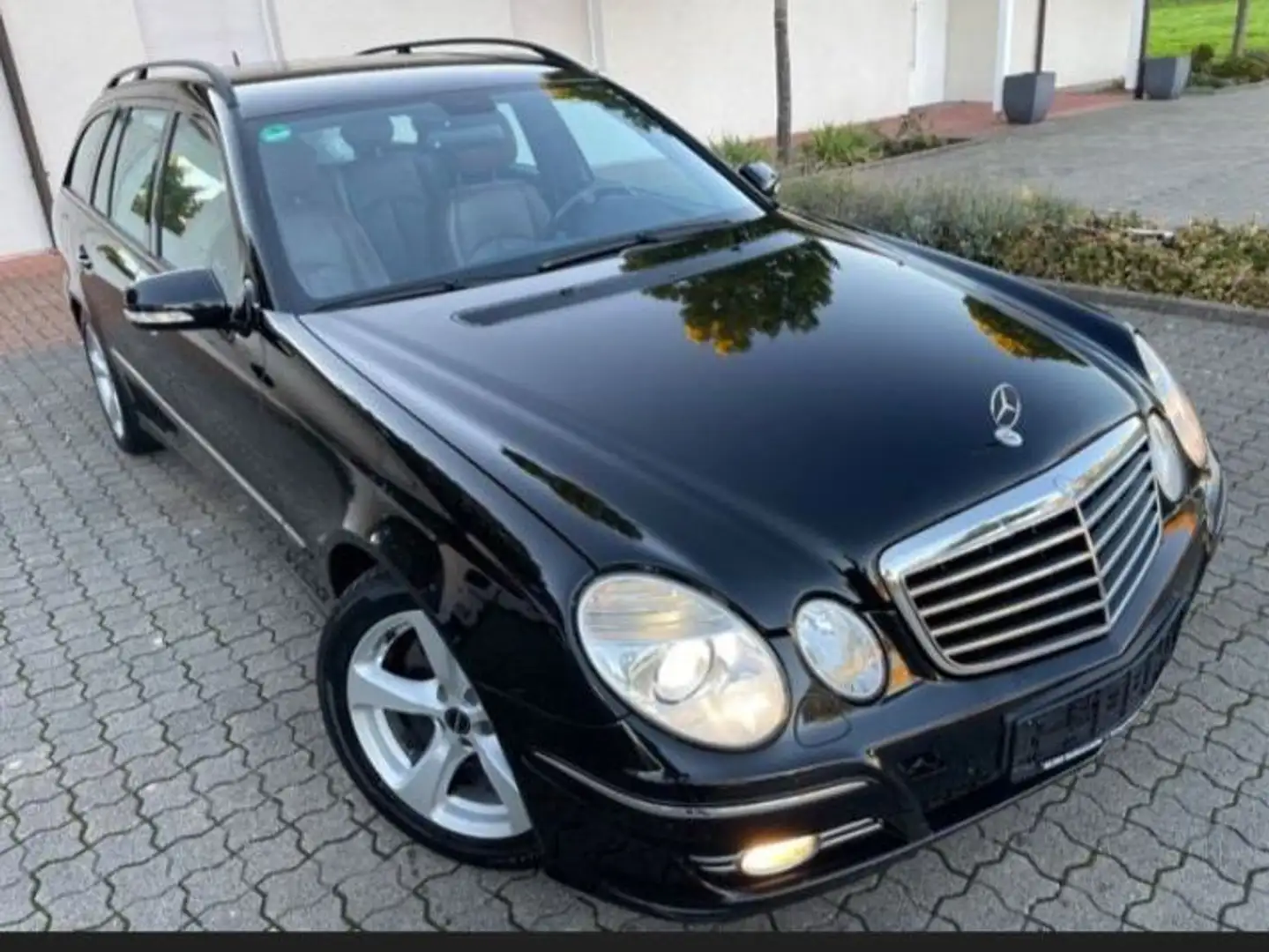 Mercedes-Benz E 200 E 200 T Kompressor Avantgarde Black - 1