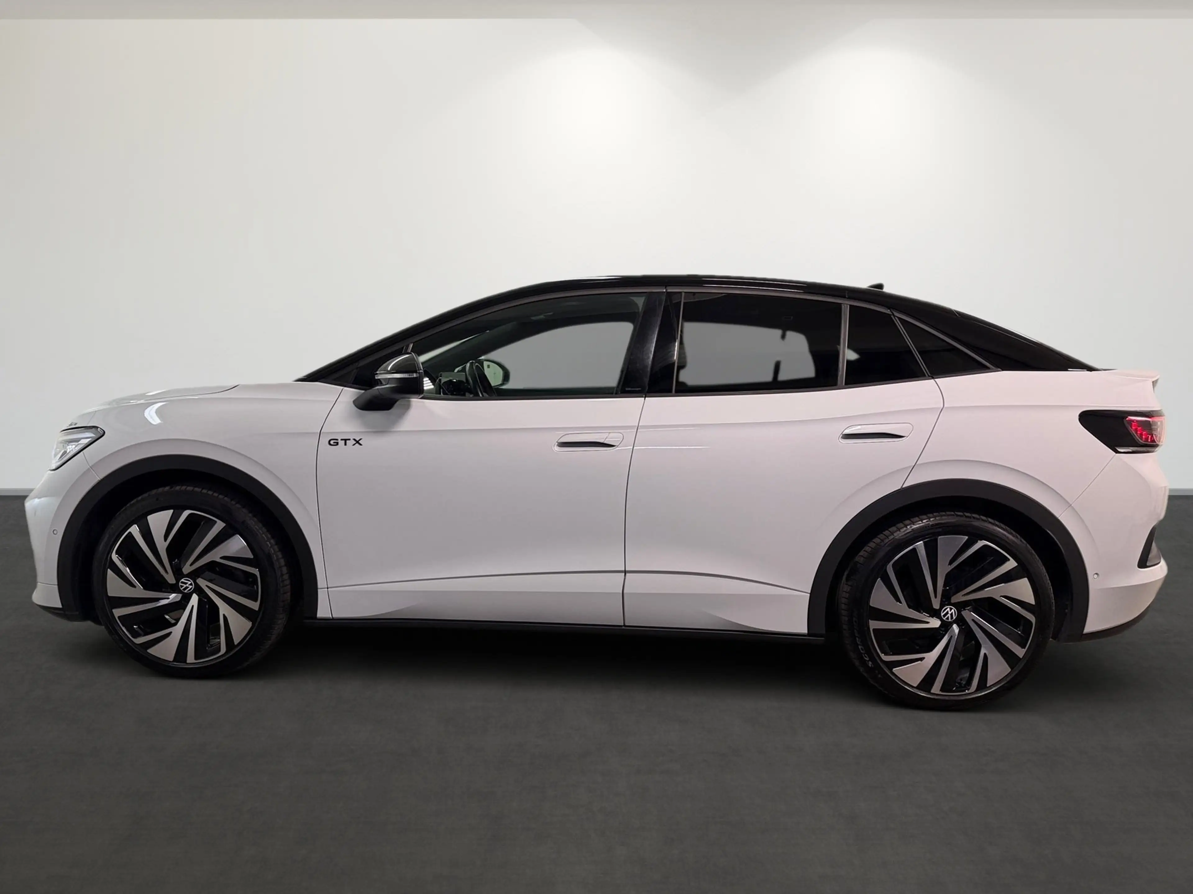 Volkswagen ID.5 4M GTX *AHK*MATRIX*PANO*KAMERA*NAVI* — photo 7
