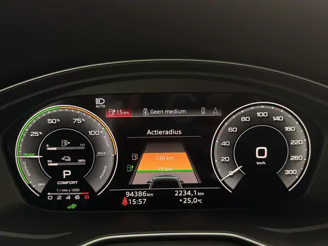 Audi Q5 view 29
